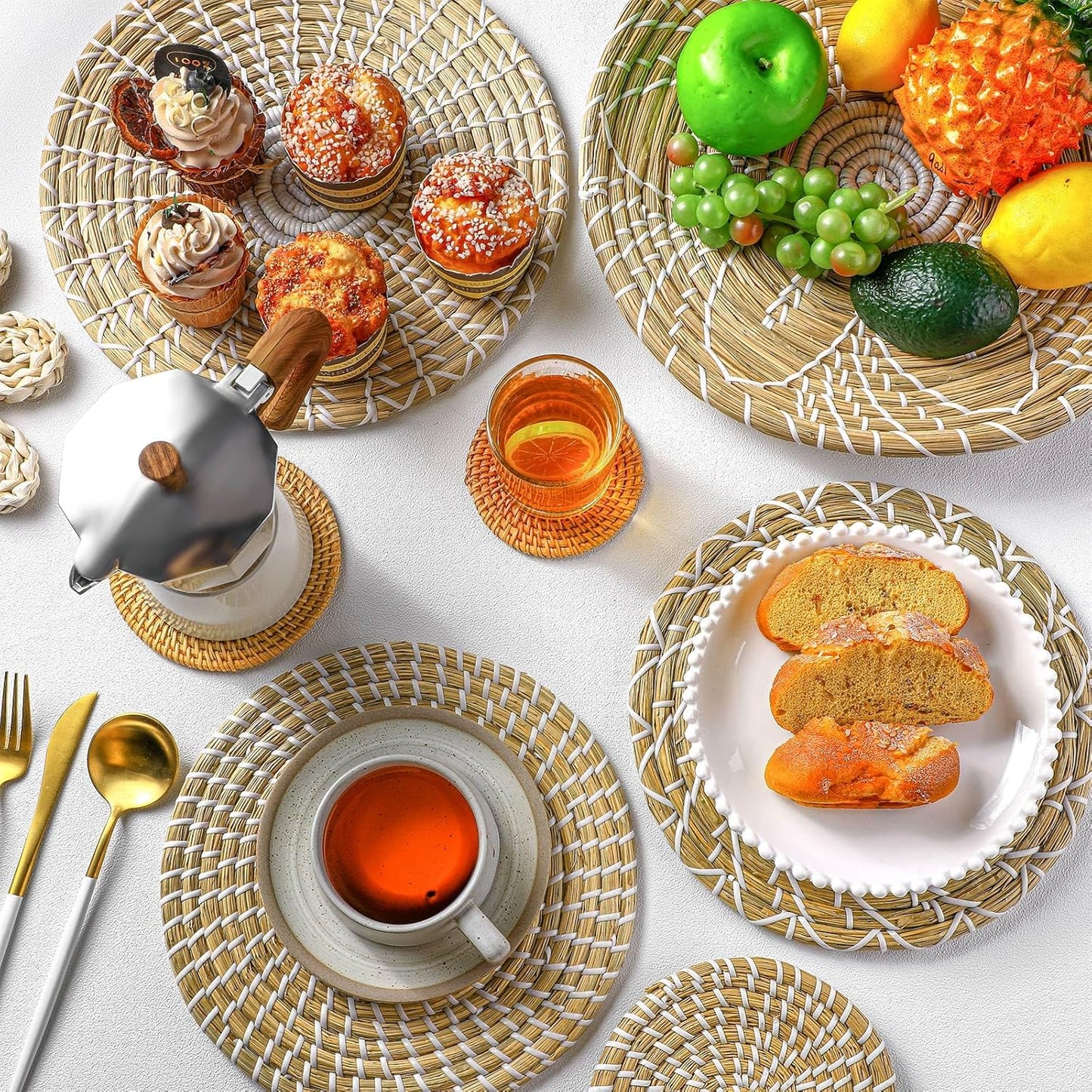 11 Pcs Boho Hanging Wall Basket Decor Handmade Woven Basket Wall Decorative Boho Wicker Baskets Placemats Round Farmhouse Bulrush Art for Rustic Home Decorations Christmas Gift(Fresh)